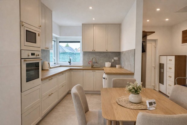 Elad� h�z, Sz�kesfeh�rv�r Maroshegy, Lugosi utca, 89000000 Ft,  211_rd