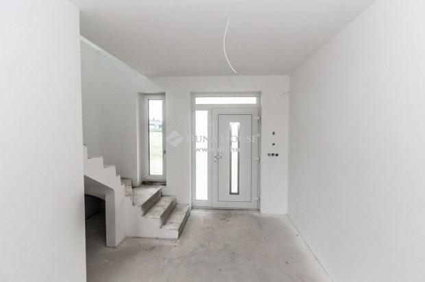 Elad� h�z, Szombathely