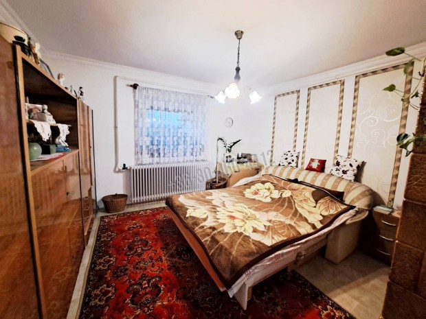 Elad� h�z, T�gl�s T�gl�s, Domb utca, 39500000 Ft, 74 nm 19_ti