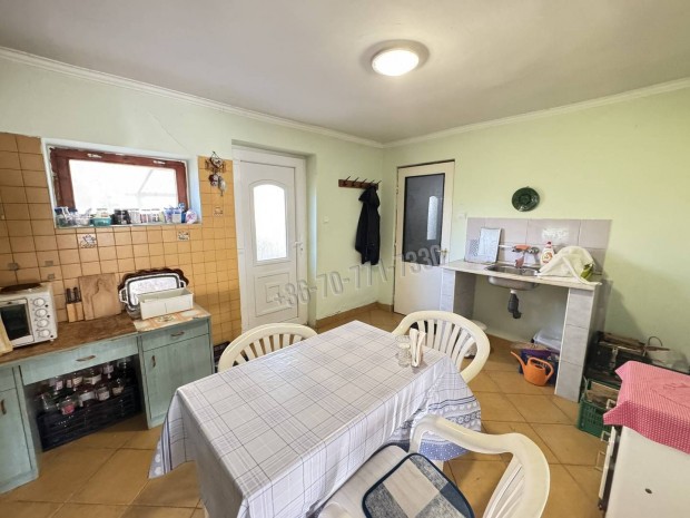 Elad� h�z, Tenk Tenk, H�s�k �tja, 23500000 Ft, 60 nm 13_lvi