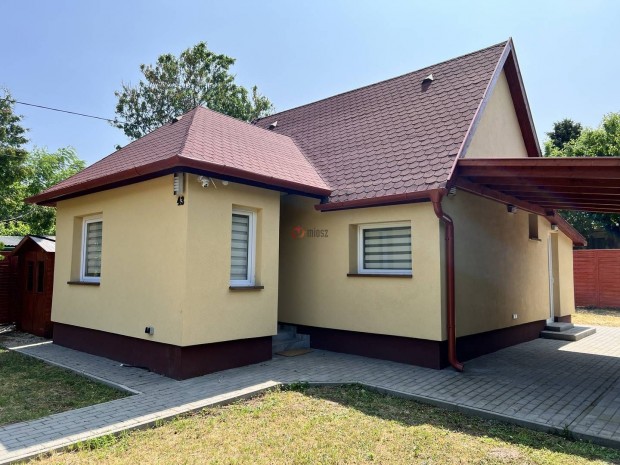 Elad� h�z, Velence Velencef�rd�, 79900000 Ft, 68 nm 126_rd