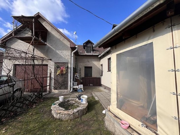 Elad� h�z - Budapest III. ker�let, Csillaghegy