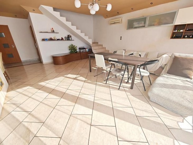 Elad� h�z - Budapest II. ker�let, T�r�kv�sz