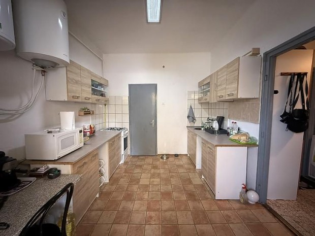 Elad� h�z - Budapest IV. ker�let, �jpest