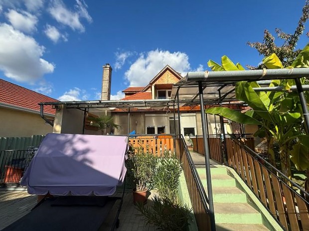 Elad� h�z - Budapest XVII. ker�let, R�koskereszt�r