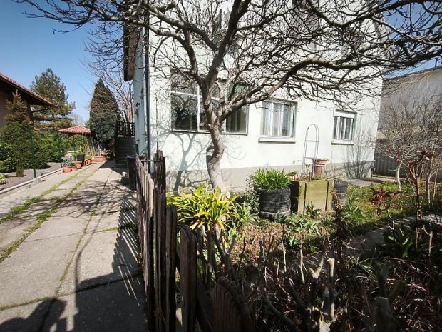 Elad� h�z - Budapest XVII. ker�let, R�koskert