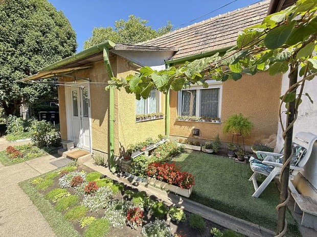 Elad� h�z - Budapest XVI. ker�let, R�kosszentmih�ly