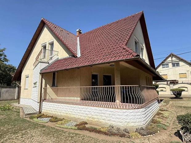 Elad� h�z - Budapest XVI. ker�let, R�kosszentmih�ly