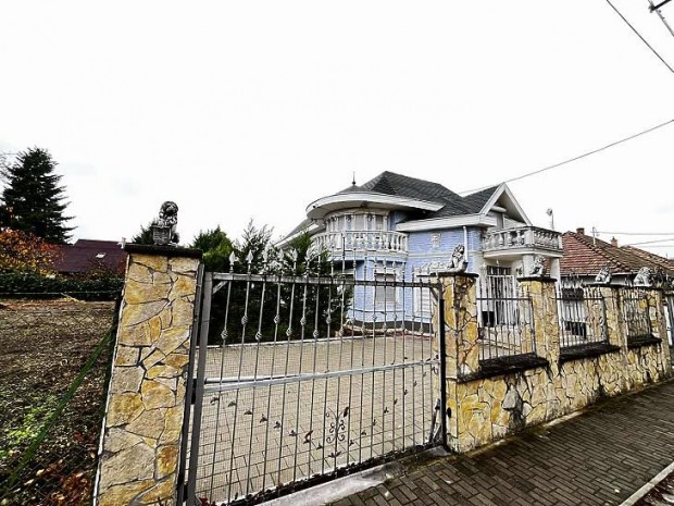 Elad� h�z - Budapest XVI. ker�let, Sashalom