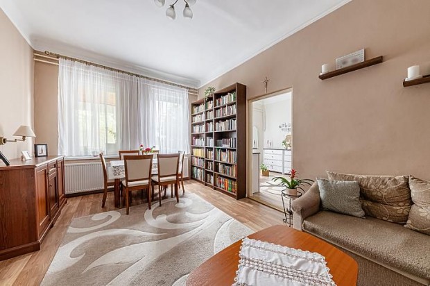 Eladó ház - Budapest X. kerület, Ligettelek