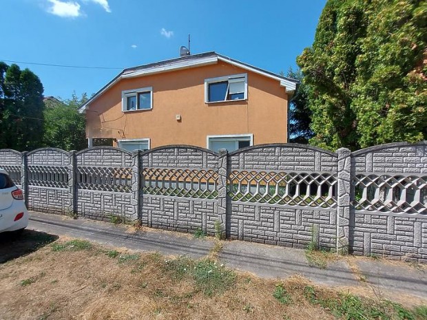 Elad� h�z - G�d