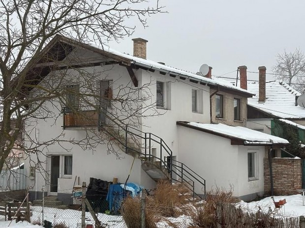 Elad� h�z - Pom�z