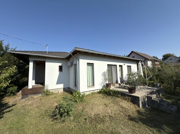 Elad� h�z - Szentendre