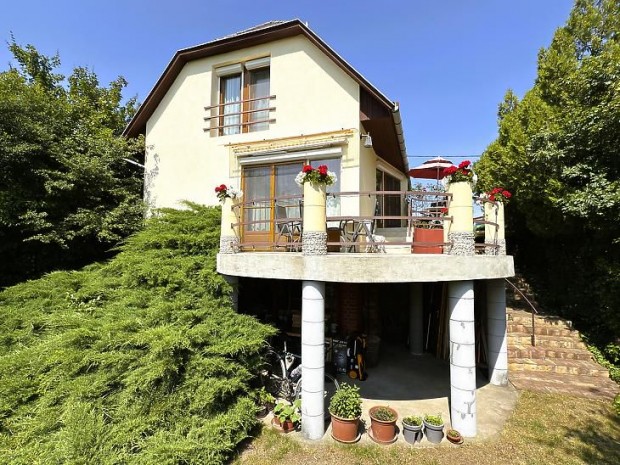 Elad� h�z - Szentendre