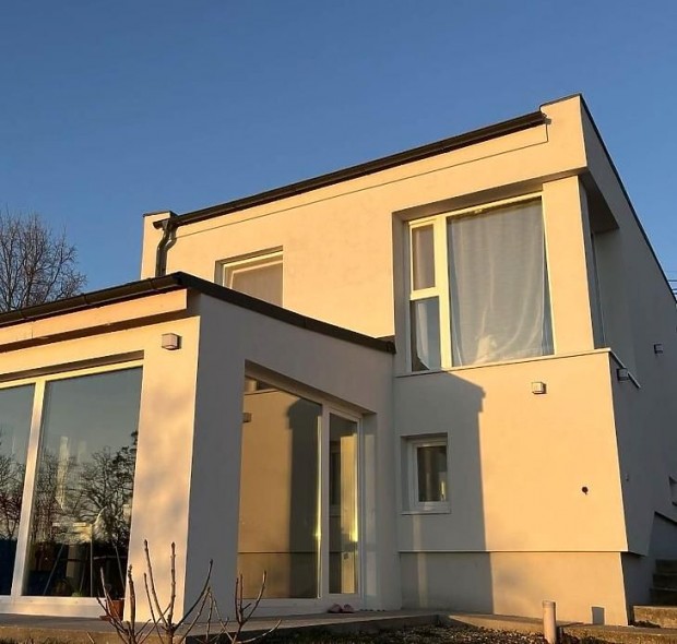 Elad� h�z - Szentendre