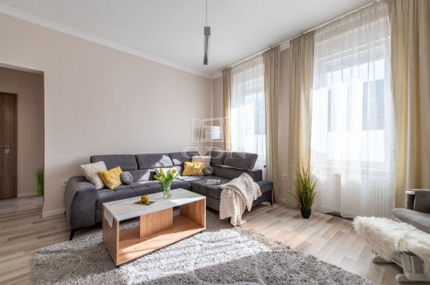 Eladó házrész Budapest XXII. kerület, Felújított házrész a