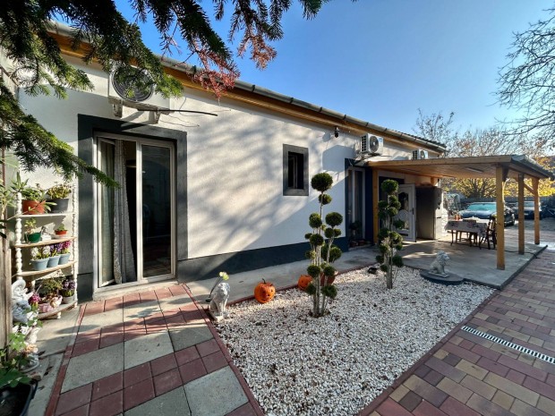 Elad� h�zr�sz, Budapest, XX. ker�let