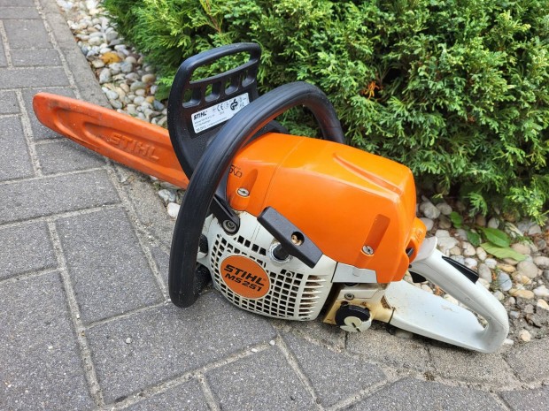 Elad hibtlan mkdssel egy beszmolt stihl ms 251 frsz!