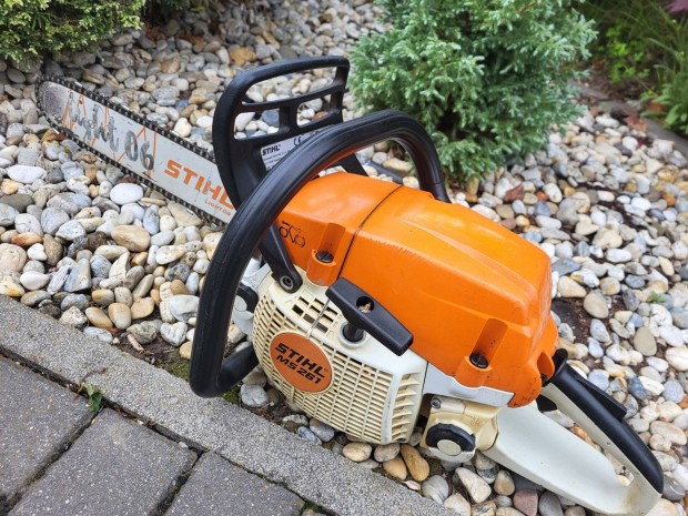 Eladó hibátlan működéssel egy stihl ms 261 fűrész!