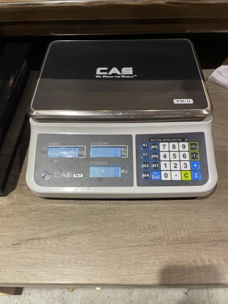 Elad� hiteles�tett m�rleg