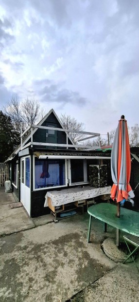 Elad� horg�sz st�g M�travid�ki Er�m�n�l