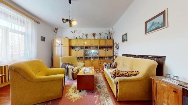 Elad� h�szigetelt lak�s, Kazincbarcika