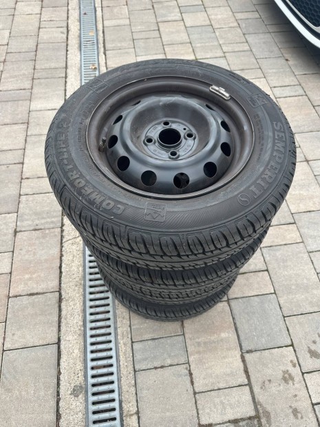 Eladó hyundai i20 4x100 r14 felni garnitúra