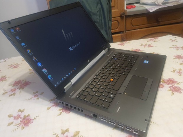 Elad i5  17.3 colos Hp Elitebook 8760W ipari laptop.