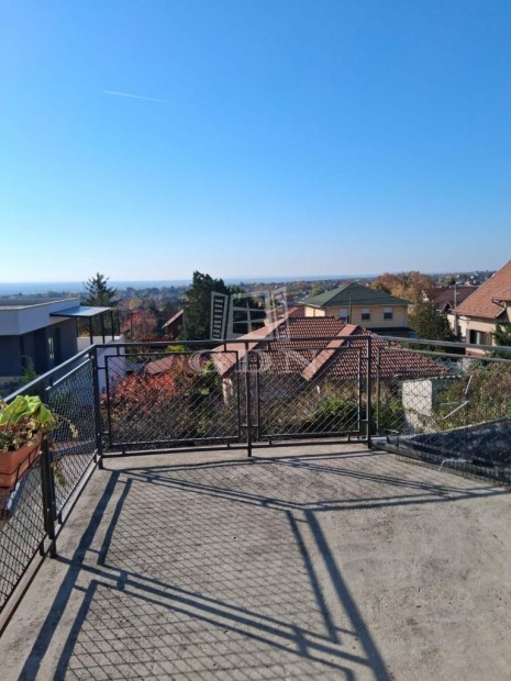 Elad� ikerh�z �rd, Tokaji utca