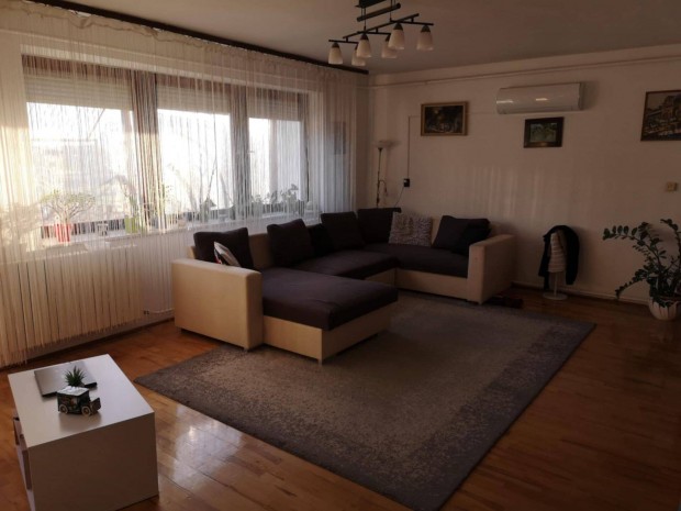 Eladó ikerházfél Szolnok,Kalász utca