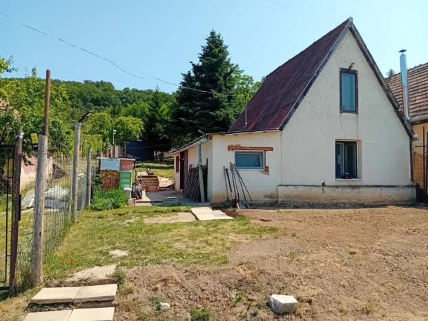 Eladó ingatlan Héregen, Bikaréti dűlőben