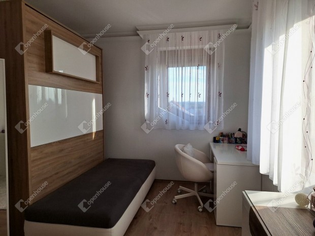 Elad� ingatlan, Nagycenk