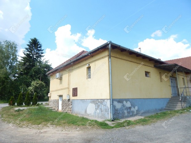 Elad� ingatlan, Szentg�losk�r