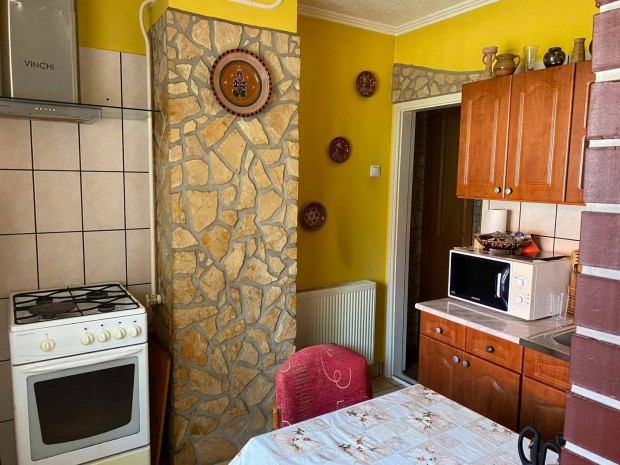 Elad� ingatlan - Tiszaderzs