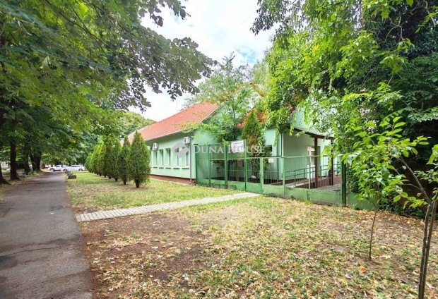 Elad� int�zm�ny, Mez�kov�csh�za