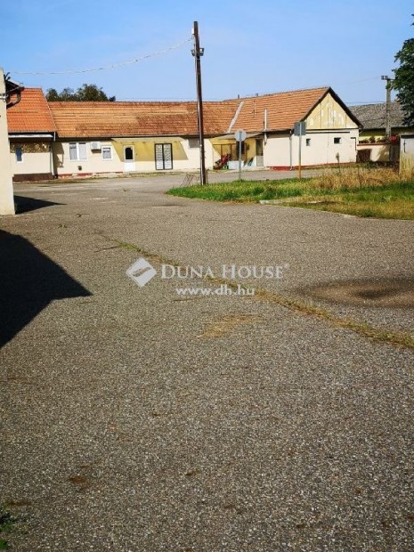 Elad� ipari, G�vavencsell�