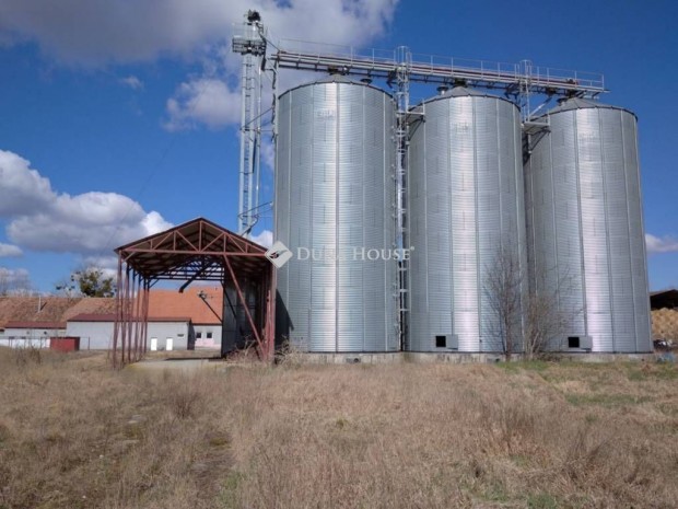 Elad� ipari, G�g�nfa