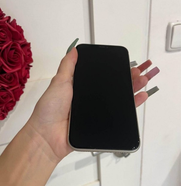 Elad iphone 11 (128GB)