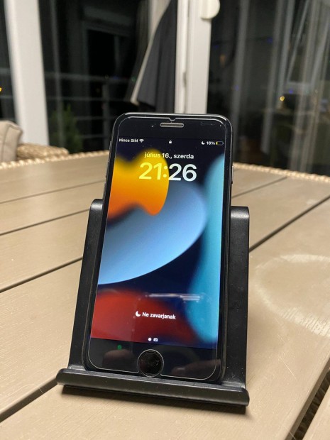 Eladó iphone 8 64GB!