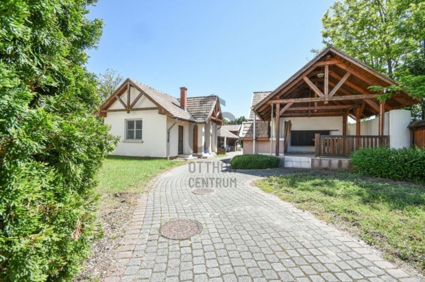 Elad� iroda Nagytarcsa