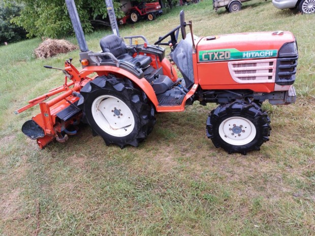 Elado japan traktor kistraktor Hitachi ctx 20