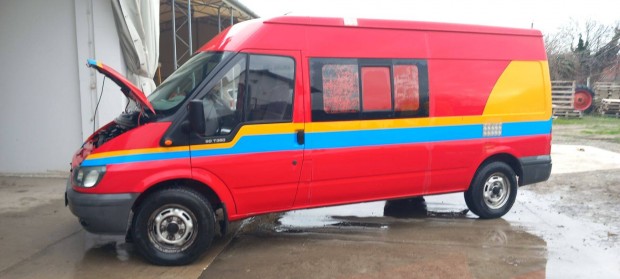 Eladó jó állapotú Ford Transit donorautóval