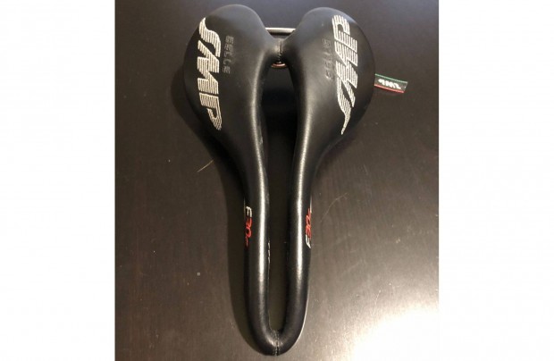 Elad kerkpr nyereg, Selle SMP F30c