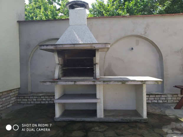 Elad kerti hasznlt k grill, grillst.