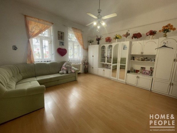 Elad� k�t gener�ci�s h�z R�kuson! - Szeged