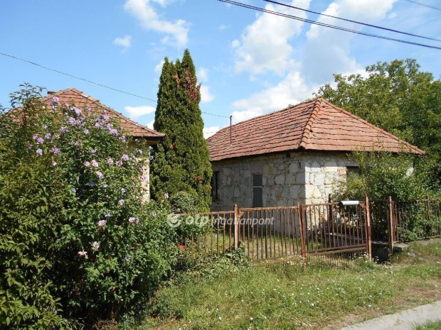 Elad� k�t h�z egyben, D�destapolcs�ny