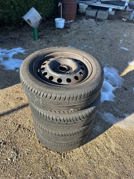 Elad� kia ceed 5x114,3 r16 felni garnit�ra