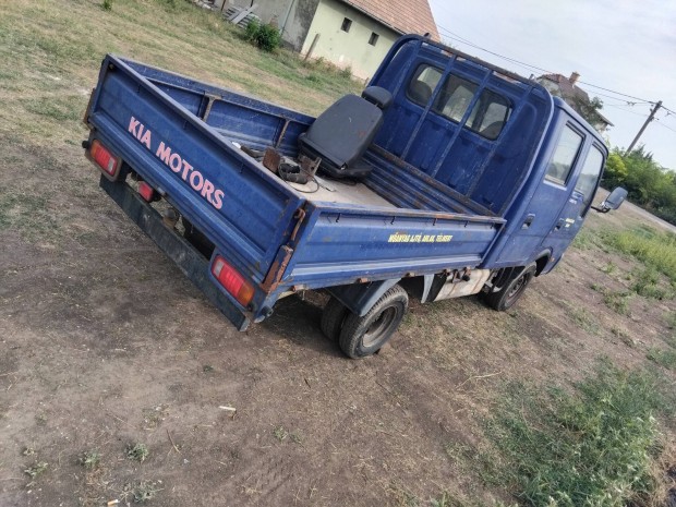 Elad kia k2500 alkatrszek 