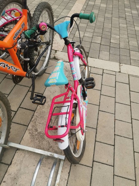 Elad kis gyermek bicikli 