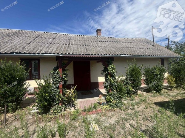 Elad� kis kertes h�z - Izs�k sz�v�ben!